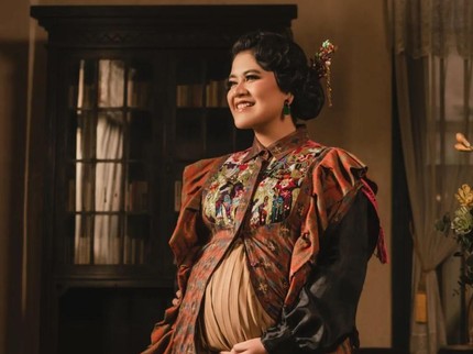 Kahiyang Ayu Makin Glowing di Kehamilan Ketiga, Netizen Tebak Anaknya Perempuan