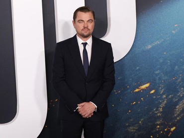 img-title Sang Putri Kencan dengan Leonardo DiCaprio, Begini Tanggapan Lorenzo Lamas