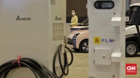 Jokowi Akhirnya Bersuara soal Subsidi Beli Mobil Listrik Rp80 Juta