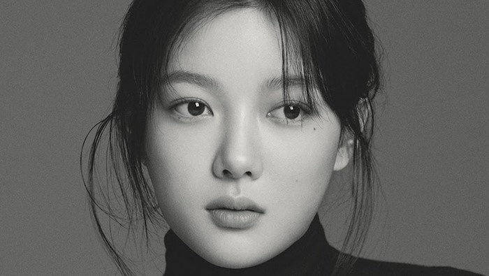 Lagi Trend di Tiktok, Intip Rahasia Makeup dan Styling Dibalik Foto Black and White ala Aktris Korea