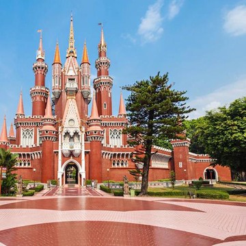 img-title Dulu Taman Mini Indonesia Indah Jadi Primadona Objek Wisata Keluarga, Begini Kondisinya Sekarang!