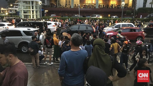 Dinas Sosial (Dinsos) Kota Jakarta Pusat bakal melakukan tindakan terhadap para pria yang bertingkah layaknya perempuan atau 'kemayu' di Citayam Fashion Week.
