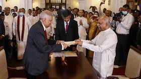 Presiden Baru Sri Lanka Lantik Teman Sekelas Jadi Perdana Menteri