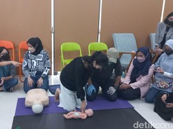 Langkah-langkah Pertolongan Pertama pada Anak yang Tersedak