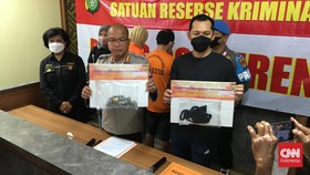 img-title Alasan Ayah Kandung dan Ibu Tiri di Bekasi Tega Pasung Anak