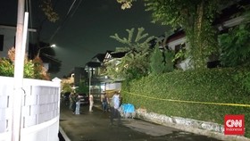 Kapolda Jambi Datangi Rumah Keluarga Brigadir J Jelang Autopsi Ulang