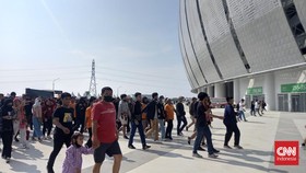 Jakmania Ramai Tonton Persija vs Chonburi di Launching JIS