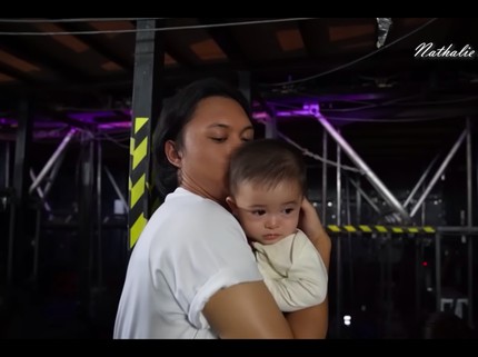 Momen Rizky Febian Lepas Rindu dengan Adzam, Haru Sampai Tak Kuasa Nahan Tangis