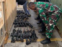 Senjata Militer Ditemukan di Pelabuhan Panjang Viral di Medsos