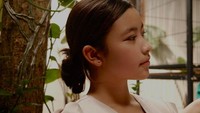 <p>Penampilan Aquena yang elegan membuatnya kerap dipuji memiliki gaya bak artis Korea, nih. (Foto: Instagram @aqueneazizdjorghi)</p>
