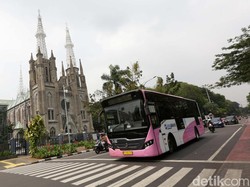 Cegah Pelecehan, TransJ Hidupkan Lagi Bus Pink Khusus Wanita