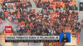 VIDEO: Dinding Pembatas Roboh Di Peluncuran JIS