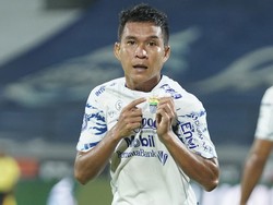 Profil Erwin Ramdani: TNI, Degradasi, Main di Persib Pakai Hati