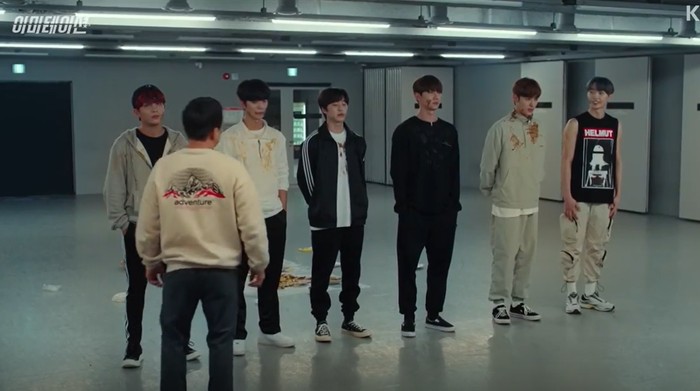 Ilustrasi trainee idol K-Pop