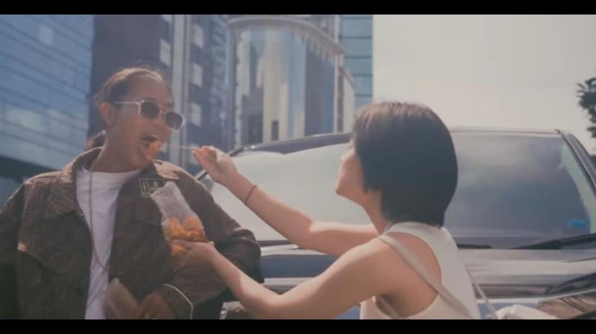 Jeje Slebew dan Bonge