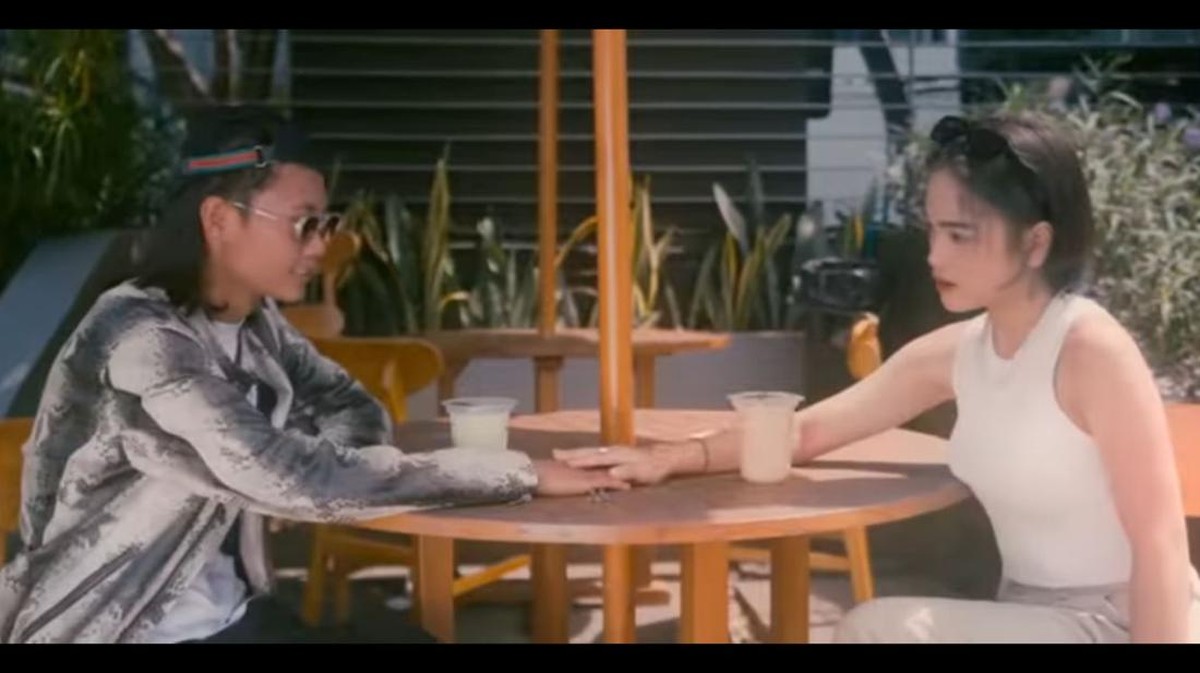 Jeje Slebew dan Bonge