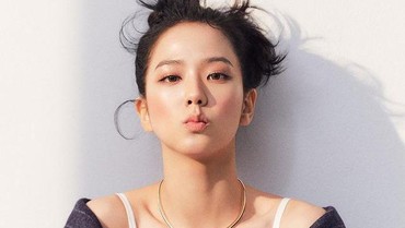img-title Belum Resmi Debut Solo, Jisoo BLACKPINK Sudah Buat Sejarah Baru