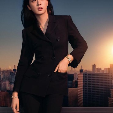 8 Pesona Jisoo BLACKPINK Jadi Wanita Tercantik di Dunia