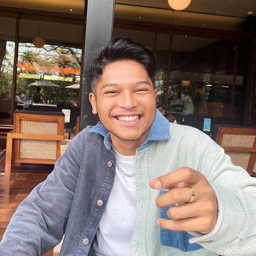 Lagu Salah Baca Pertanda - Mark Natama