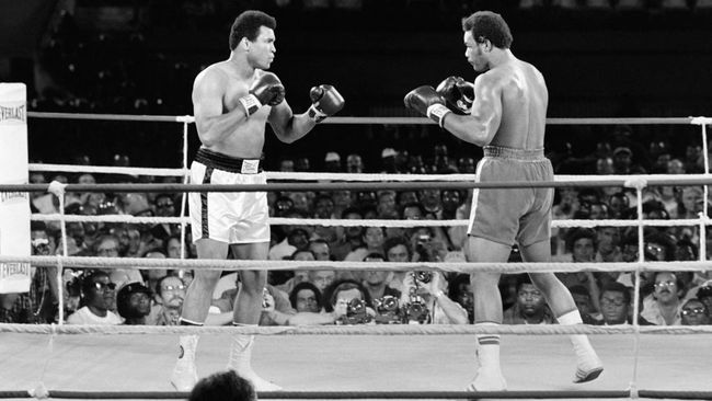 Sabuk juara Rumble in the Jungle milik Muhammad Ali saat mengalahkan George Foreman pada 1974 laku terjual Rp92,6 miliar dalam sebuah lelang.
