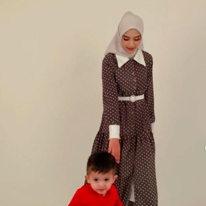 <p>Dalam sesi foto tersebut, terlihat Syaki makin lincah dan aktif berjalan. (Foto: Instagram @nadya_mustika)</p>