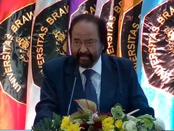 Surya Paloh Dianugerahi Doktor Kehormatan Universitas Brawijaya, JK Hadir
