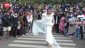 VIDEO: Saat Model Beneran Tampil di Citayam Fashion Week