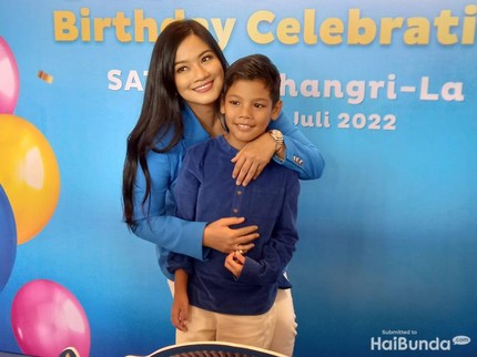 Quality Time Simple ala Titi Kamal, Ajak Anak dan Suami Bonding Bersama