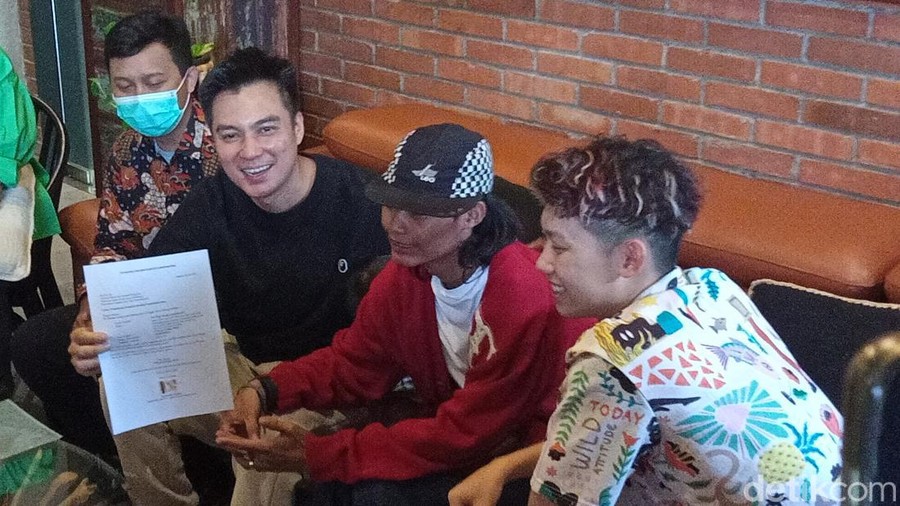 Baim Wong cabut pendaftaran Citayam Fashion Week di HAKI.