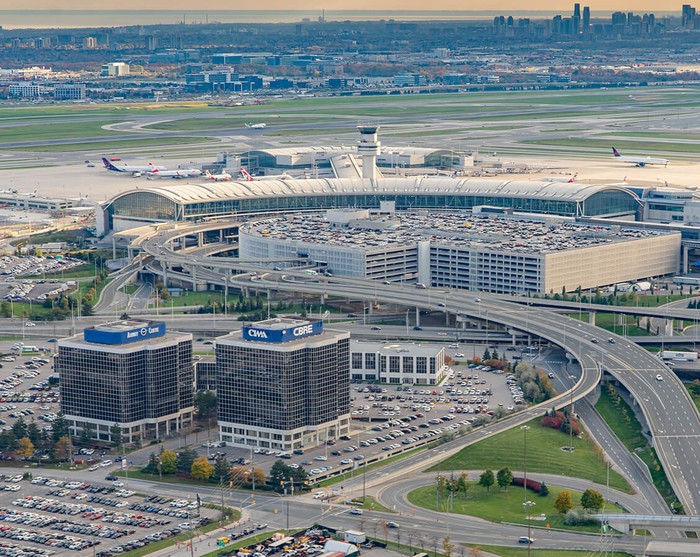 Bandara Internasional Pearson Toronto 10 Daftar Bandara Terburuk di Dunia, Ada dari Indonesia!