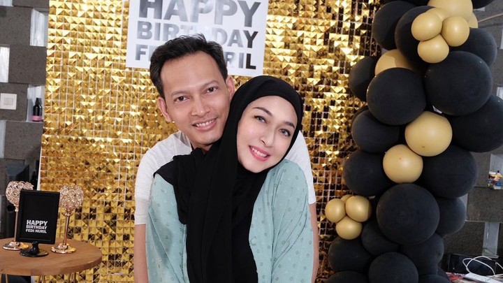 Fedi Nuril dan istri