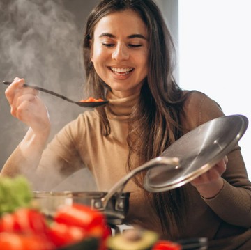 img-title Kiat Diet Sehat Nggak Nyiksa Tubuh dan Dompet, Tetap Makanan Enak Sambil Hemat