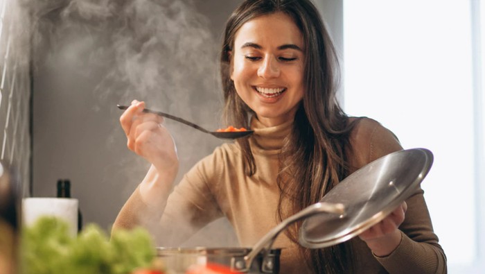 img-title Jangan Lakukan! 5 Kesalahan Memasak Ini Bisa Bahayakan Kesehatan