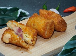 Resep Risol Mayo Smoked Beef Keju Lumer Buat Camilan Lezat