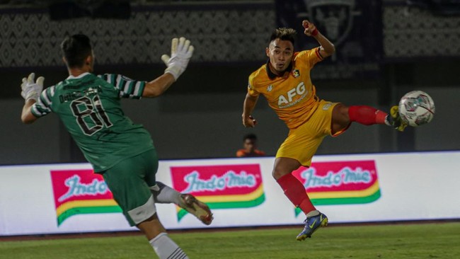 Pertandingan Persik Kediri vs Borneo FC pada pekan keempat Liga 1 2022/2023 di Stadion Brawijaya akan disiarkan langsung di Indosiar.