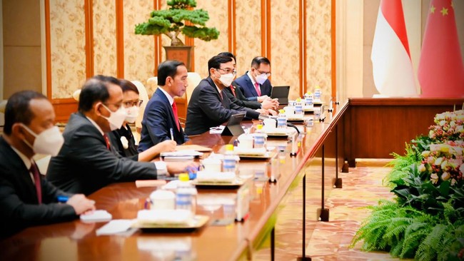 Pertemuan Presiden Jokowi dan Presiden Xi Jinping di Beijing berhasil menyepakati sederet kerja sama yang memperkuat hubungan dan kerja sama Indonesia-China.