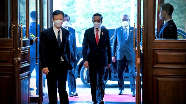 Usai melawat China dan Jepang, hari ini Jokowi tiba di Korea Selatan untuk bertemu Presiden Yoon Suk Yeol dan mengakhiri turnya ke Asia Timur.