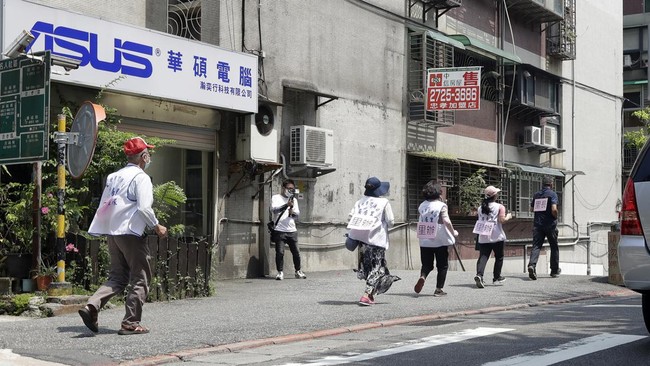 Warga Taiwan merasa sudah biasa menerima berbagai ancaman dari China dan itu semua selama ini hanya ancaman di mulut saja.