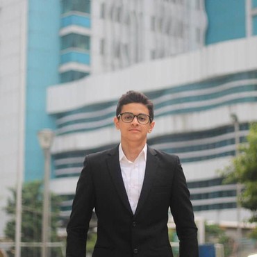 6 Foto Calon Menantu Anies Baswedan Lulusan Kedokteran UI