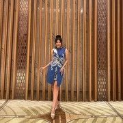 Jadi Gandengan Baru Kaesang, Simak Gaya Erina Gudono Tampil Anggun saat Pakai Batik