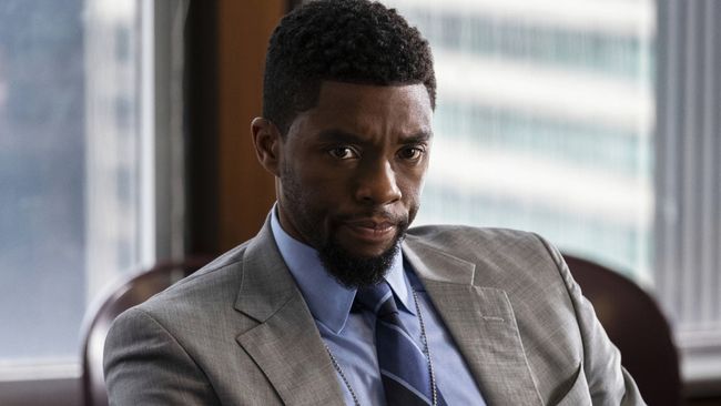 Jadwal Bioskop Trans TV 27 Juli: 21 Bridges. Berikut sinopsis 21 Bridges yang dibintangi Chadwick Boseman itu.