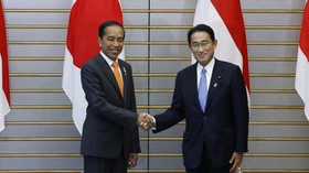 Jokowi Disambut Hangat PM Kishida, Sampaikan Duka Cita untuk Abe