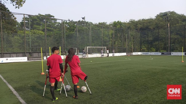 Melihat cara Timnas Amputasi Indonesia melakukan persiapan keras jelang berlaga di Piala Dunia Amputasi 2022 di Turki, 1-9 Oktober mendatang.