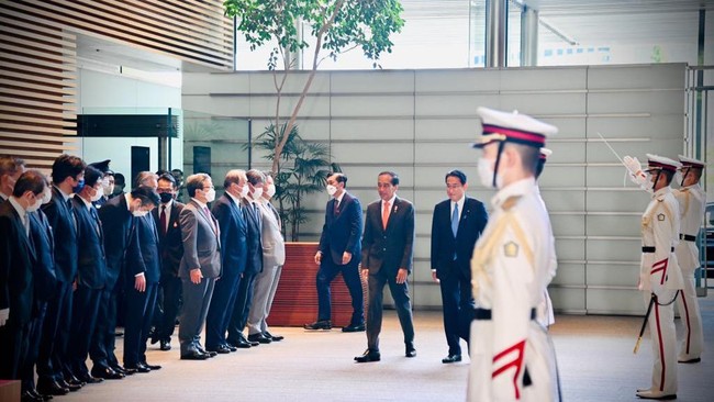 Pertemuan Jokowi dan PM Kishida menghasilkan sejumlah kesepakatan mulai dari Jepang gabung latihan militer Garuda Shield sampai memberikan pinjaman untuk RI.