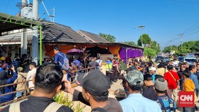 Lautan Massa Menyemut di RS Tunggu Hasil Autopsi Ulang Brigadir J