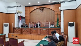 Edy Mulyadi 'Kalimantan Tempat Jin Buang Anak' Dituntut 4 Tahun Bui