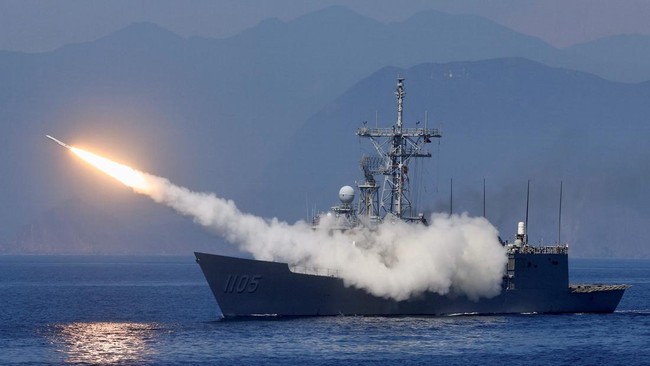 Taiwan menggelar latihan militer dalam skala besar saat China tengah geram karena kabar ketua DPR Amerika Serikat, Nancy Pelosi, akan ke wilayah itu.