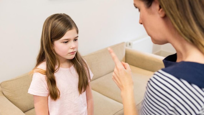 Orangtua Juga Bisa Jadi Pelaku Bullying pada Anak Lewat Kekerasan Emosional, Ini Tanda-Tandanya! Orangtua Juga Bisa Jadi Pelaku Bullying pada Anak Lewat Kekerasan Emosional, Ini Tanda-Tandanya!