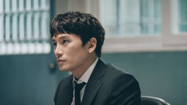 Episode perdana drama Korea Adamas menduduki posisi kedua tertinggi dengan rating 3,5 persen.