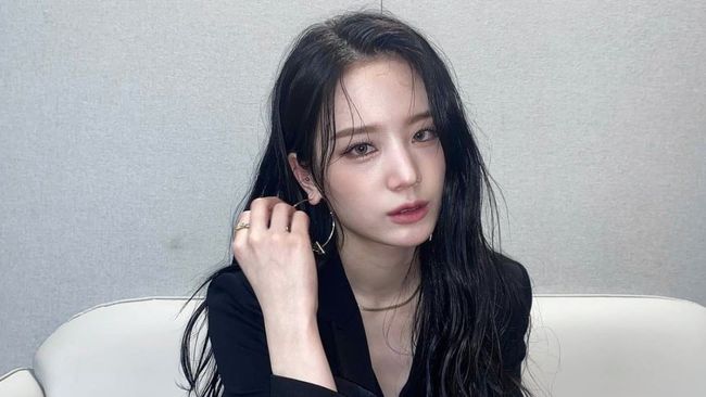 Mantan anggota fromis_9, Jang Gyu-ri resmi bergabung dengan agensi JUST Entertainment.